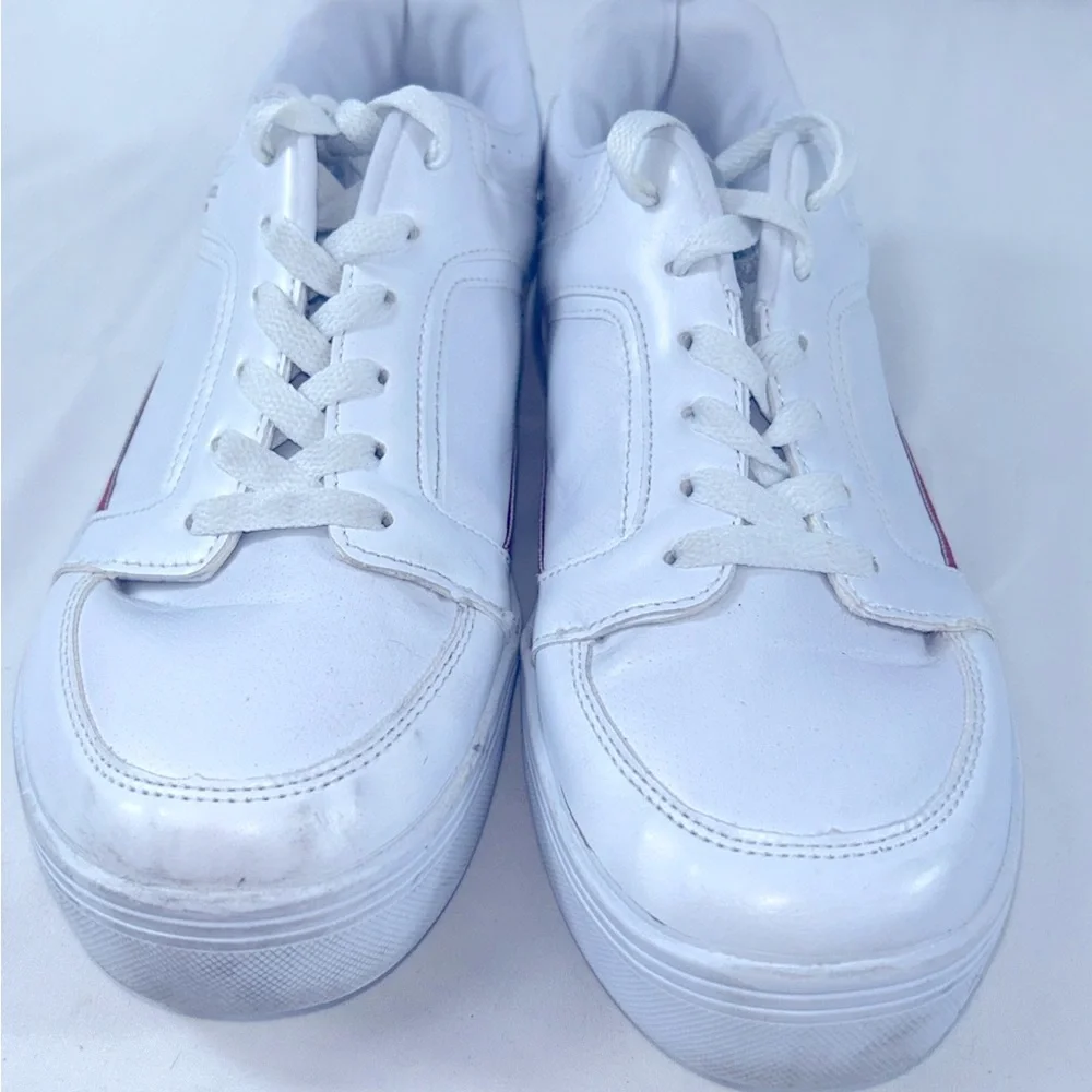 U S Polo ASSN.‎ White Faux Leather Shoes 9 Men